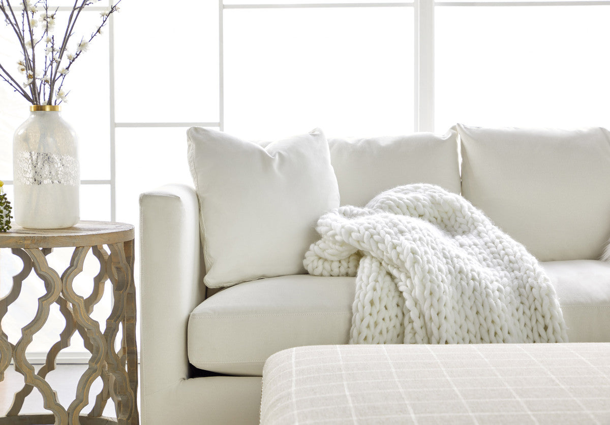 CLOVER LARGE END TABLE