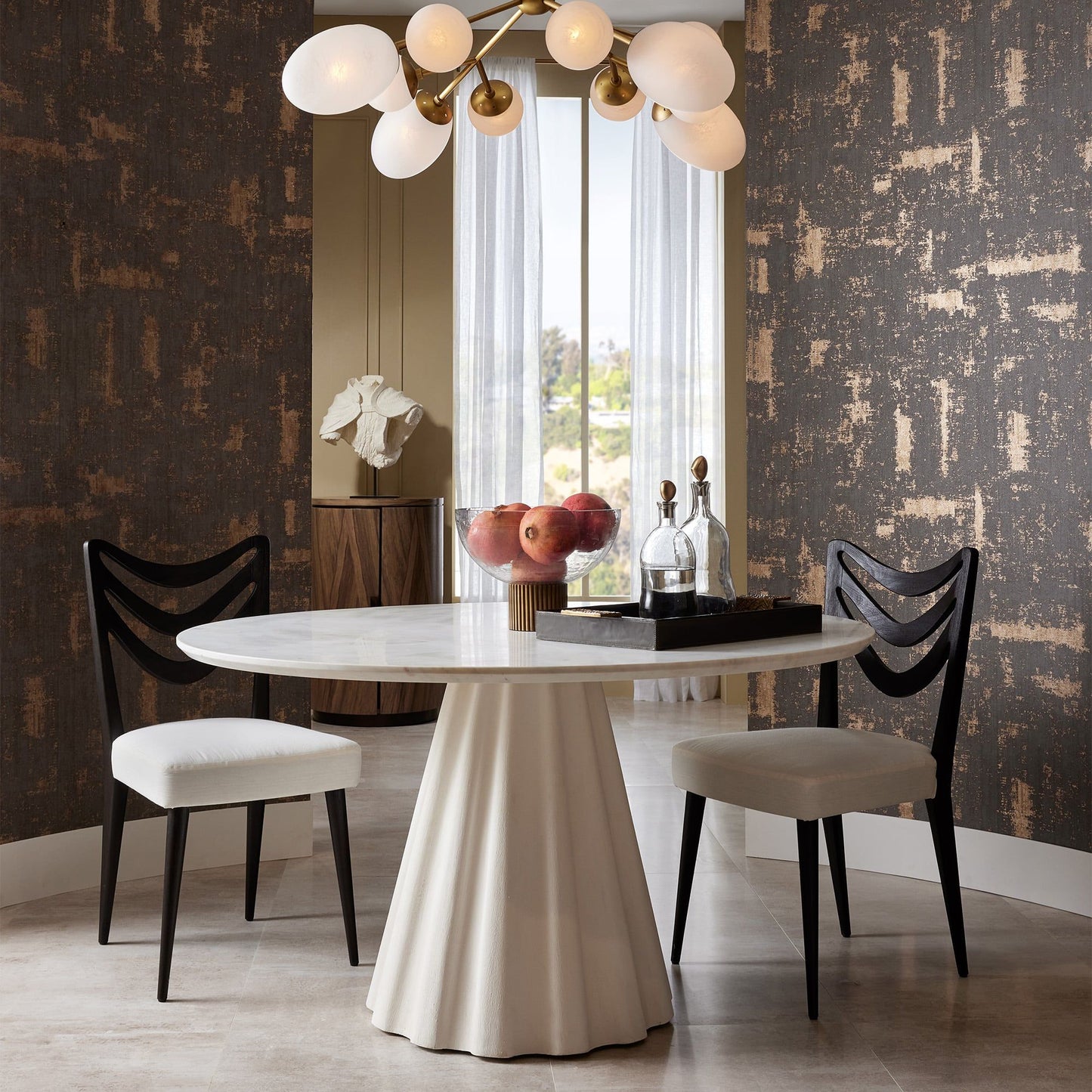 RINNY DINING TABLE