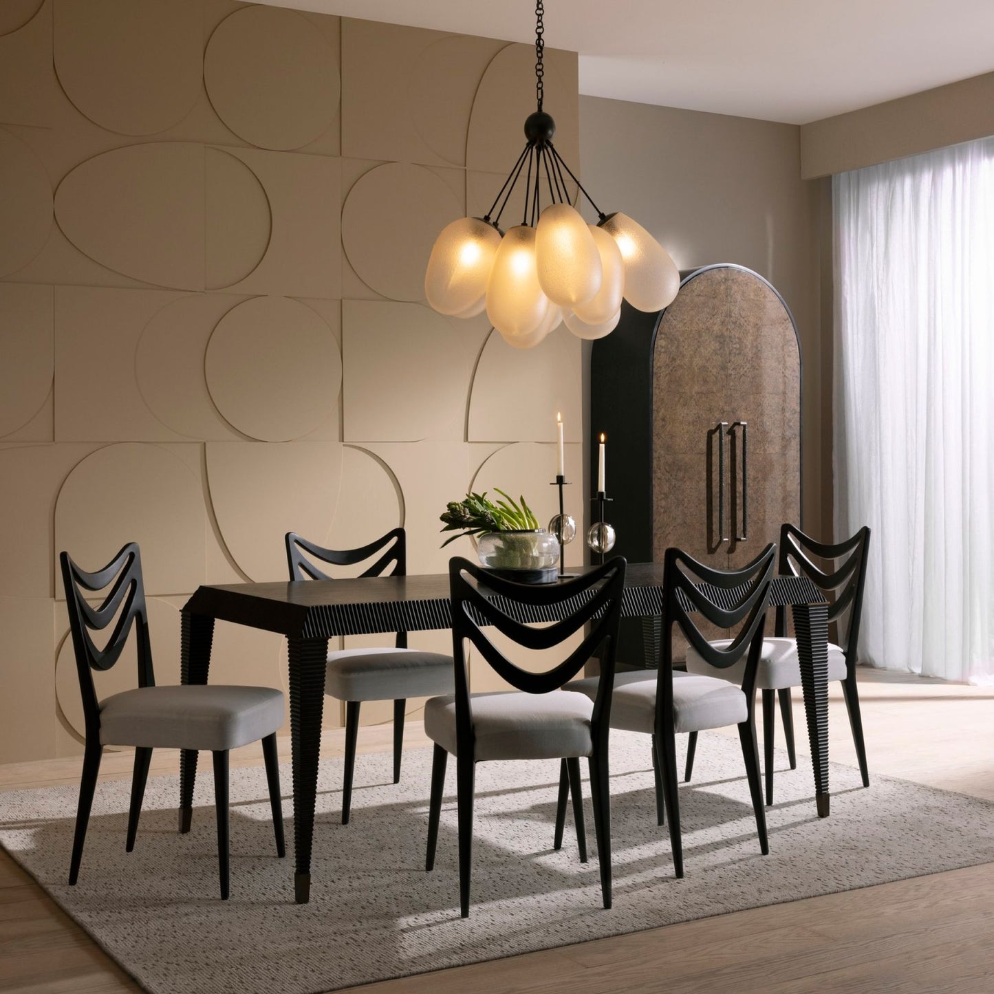 TRISTAN DINING TABLE