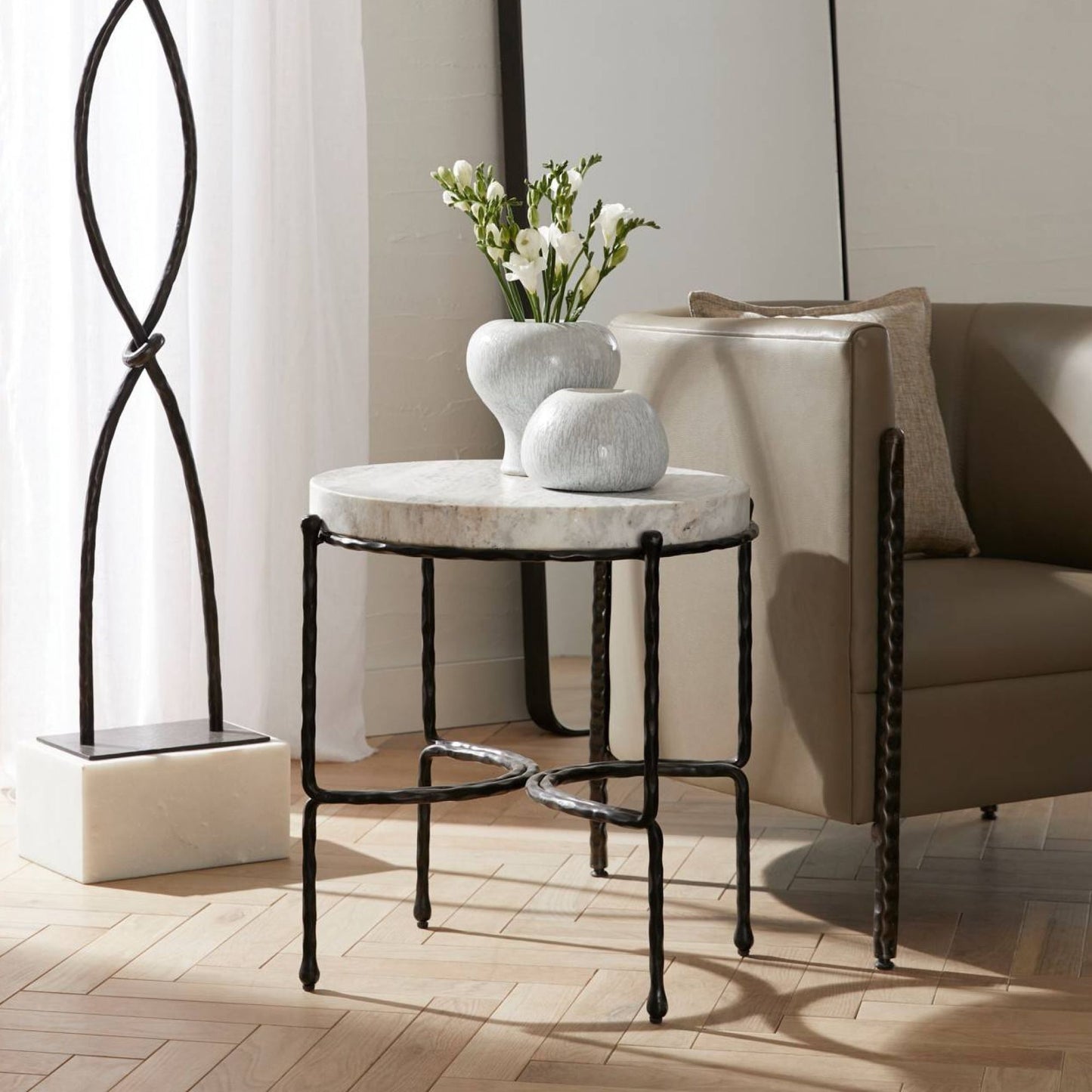 CEDRICK END TABLE