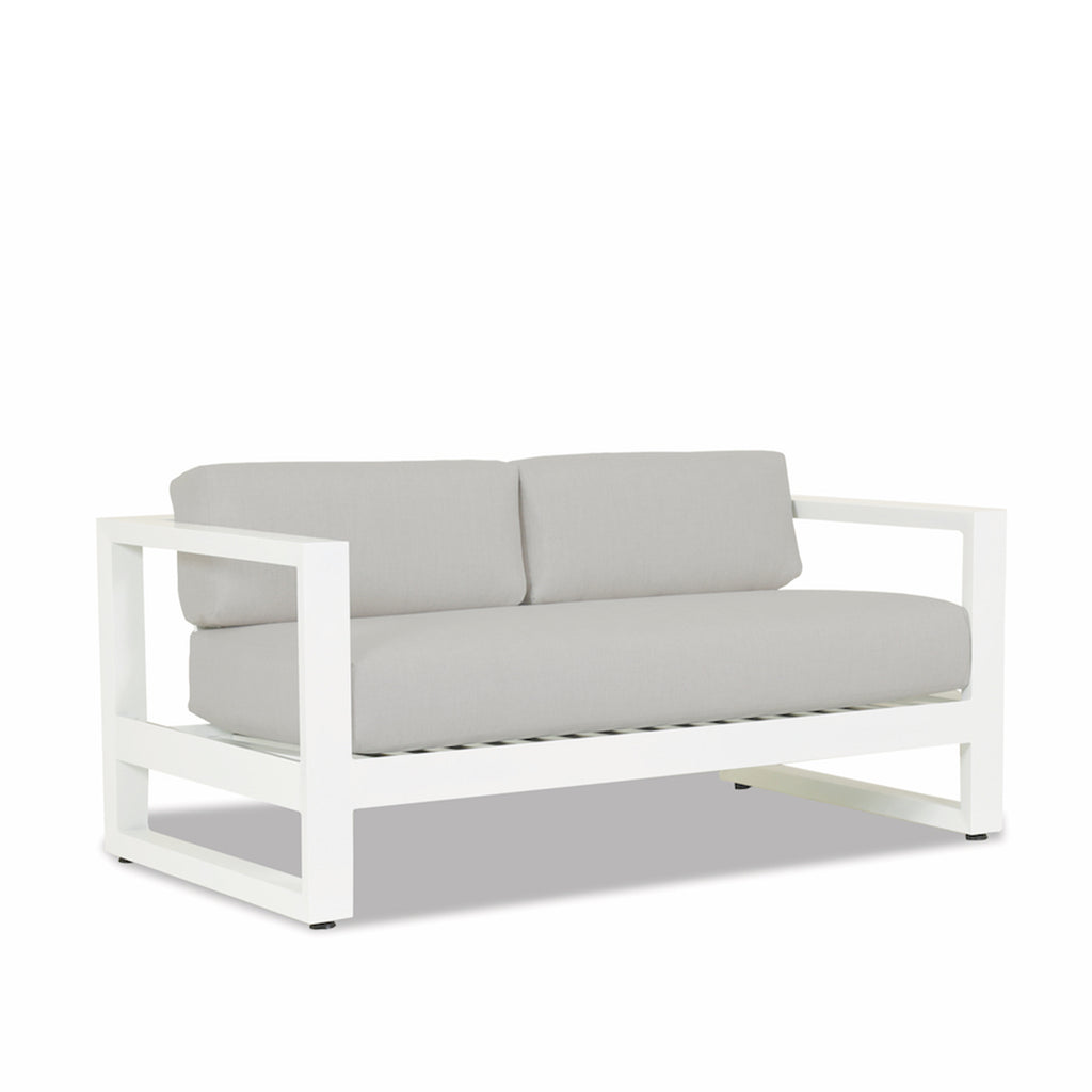 Newport Loveseat